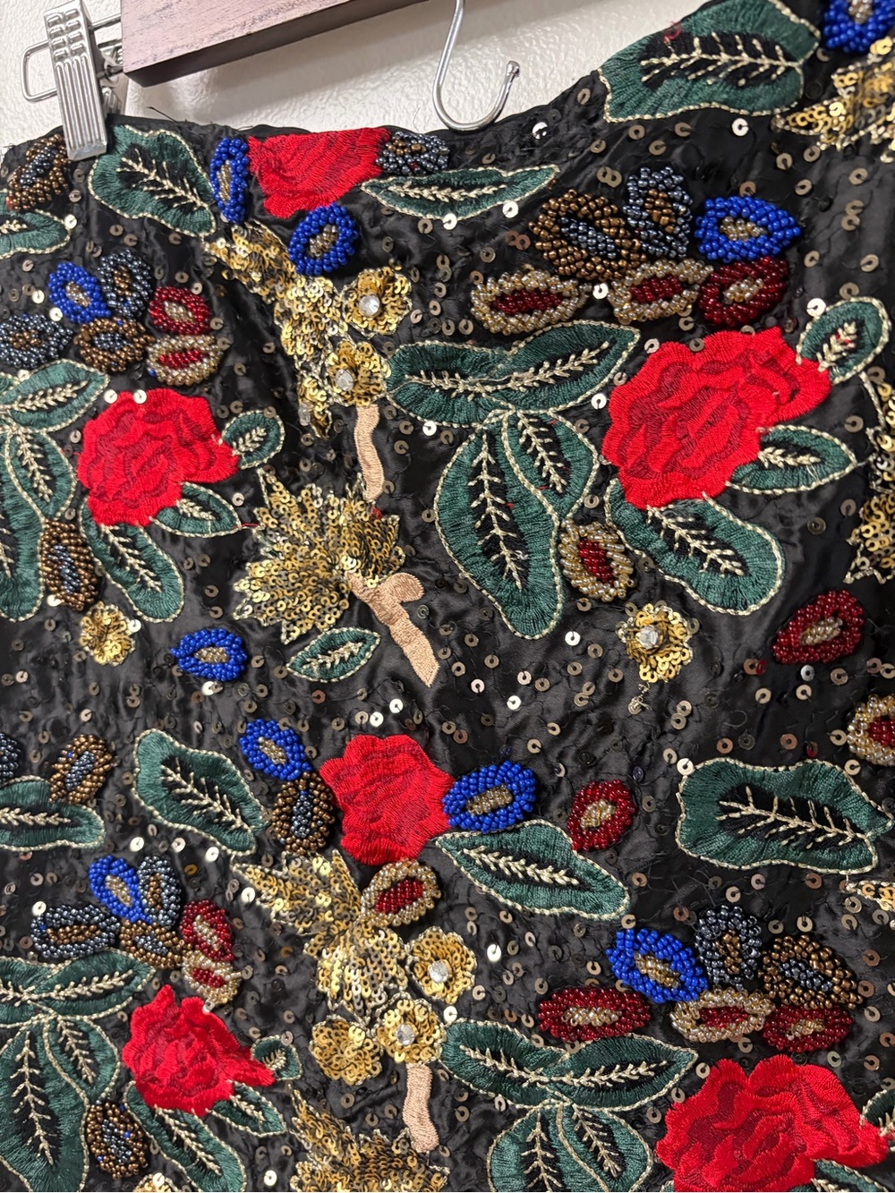 Boston Proper Sequin Beaded Embellished Floral Black Mini Skirt Size 0 - Picture 2 of 8